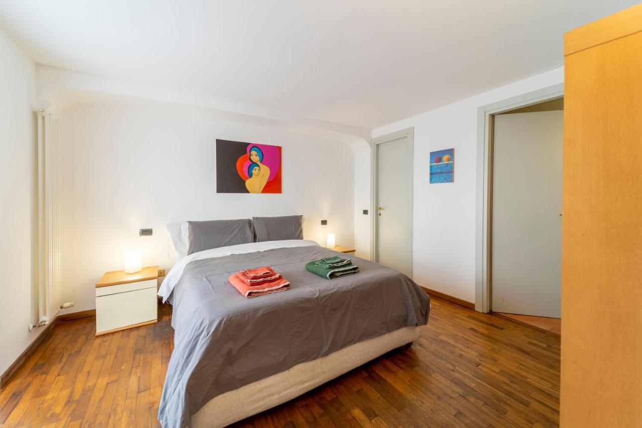 Parrot House - Casa In Centro A Parma Leilighet Eksteriør bilde
